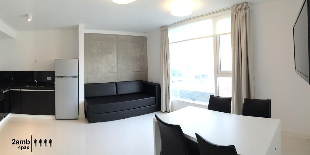 Eighteen Apartments Villa Gesell Exteriör bild