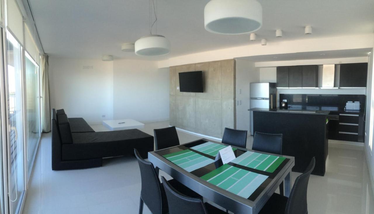 Eighteen Apartments Villa Gesell Exteriör bild